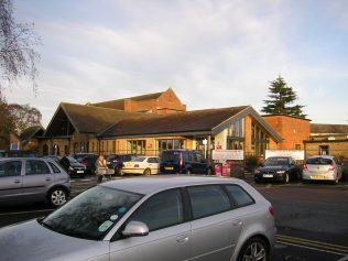 Oadby UM Chapel, extension from west, 18.12.2017 Oadby, Harborough Road United Methodist Chapel, Leicestershire